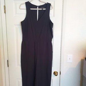 NWOT Banana Republic Black Sleeveless Jumpsuit (L)